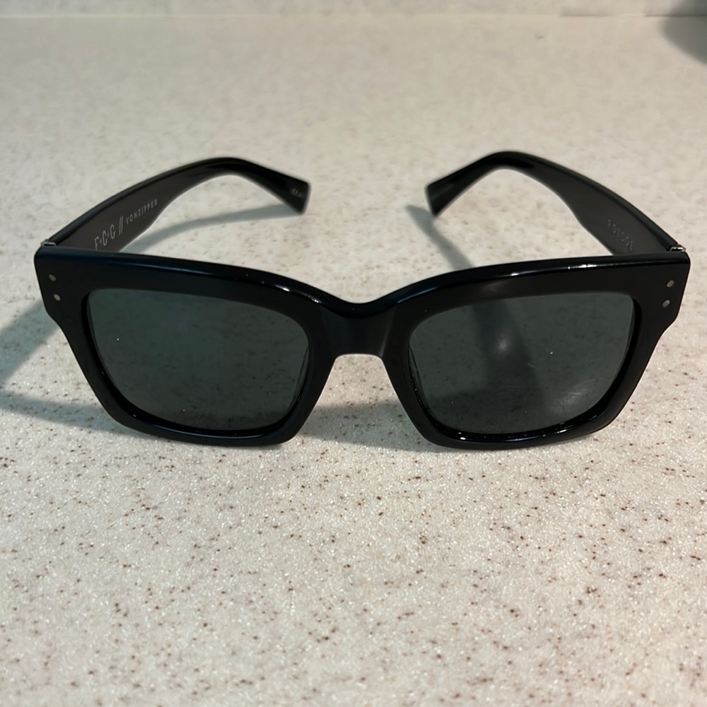 Von Zipper Roscoe sunglasses in Black